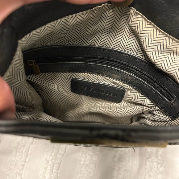 Steve Madden crossbody 🦋 - Picture 4 of 4